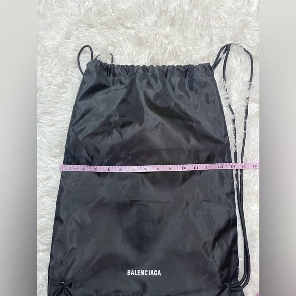 Balenciaga drawstring bag - Picture 8 of 11